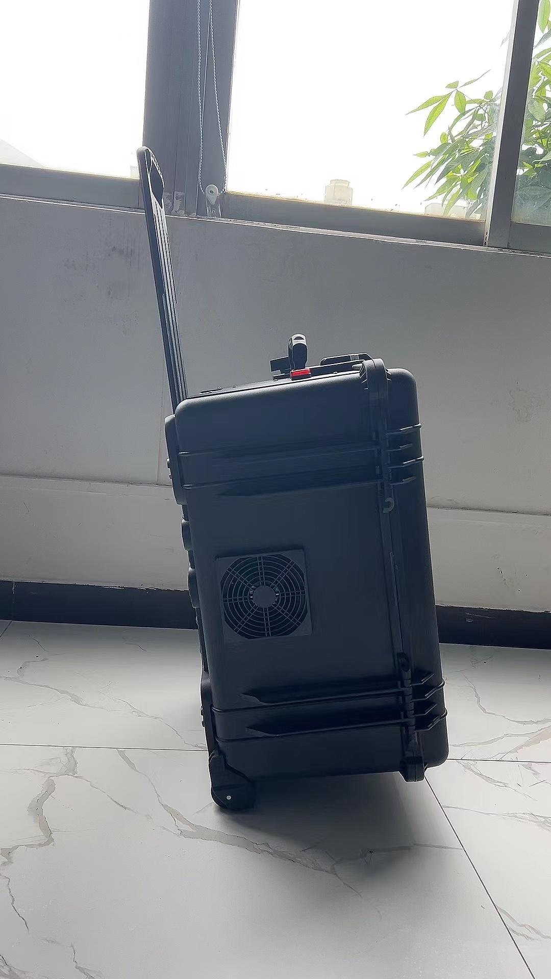 江宁手拉箱型移动通信干扰器